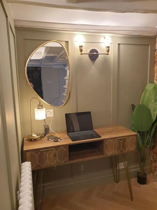 Rosedale A Charming Detached 4 Bedroom Cottage. 布里克瑟姆 外观 照片