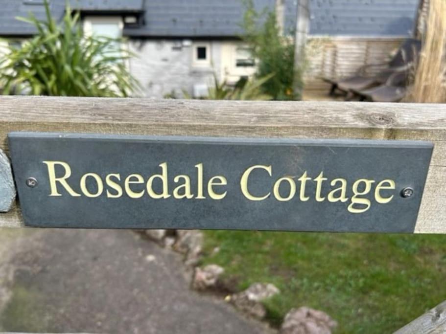 Rosedale A Charming Detached 4 Bedroom Cottage. 布里克瑟姆 外观 照片